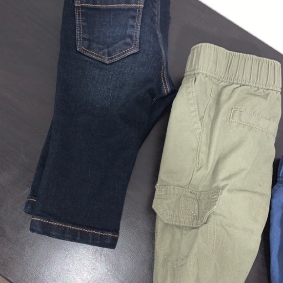 3-6 months pants set (3/$25) - Picture 4 of 6